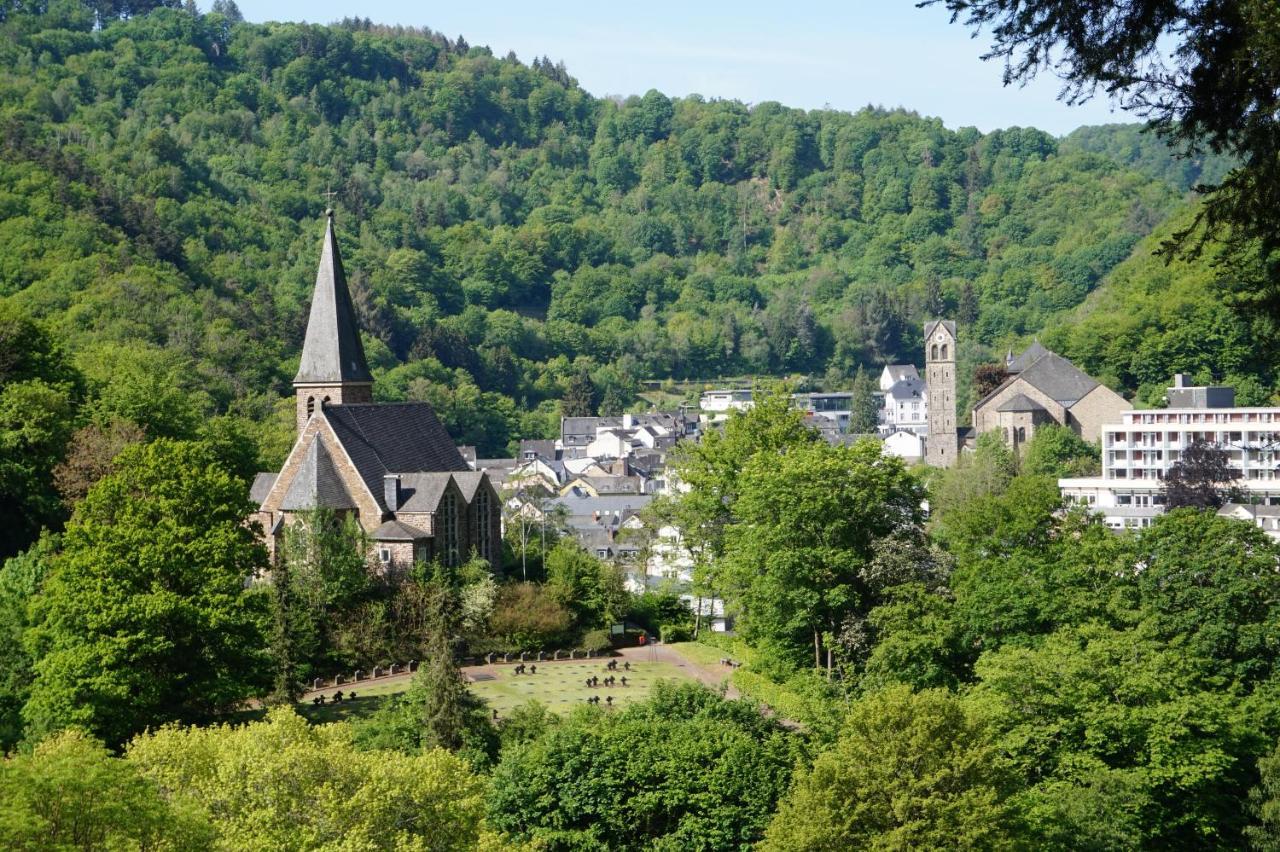 Ferienwohnungen Schenk Schmitz Bad Bertrich Luaran gambar